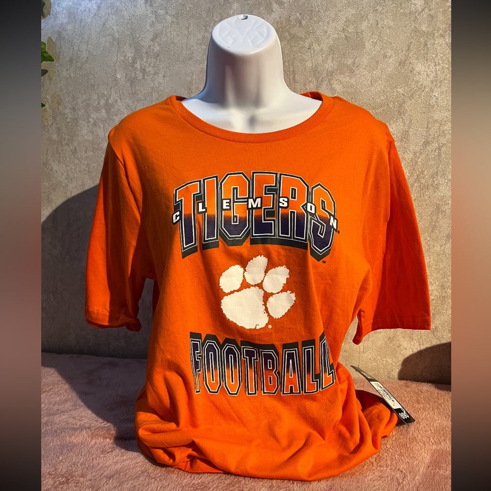 🆕 Tigers Football 🏈 Short Sleeve Tee Shirt